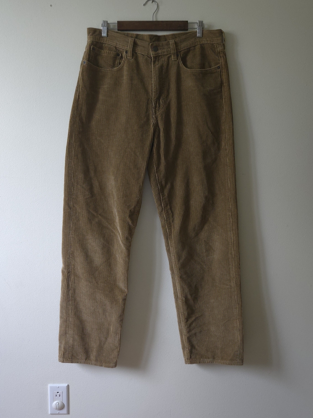 Levi's Premium Lot 568 Loose Straight Corduroy Pants Camel Brown W34 L34